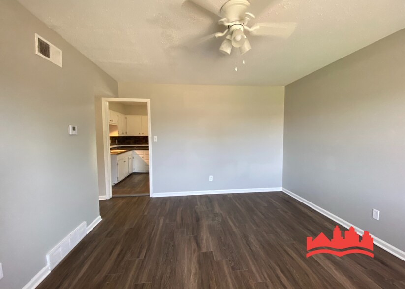 Building Photo - 4016 Trevathan Cir
