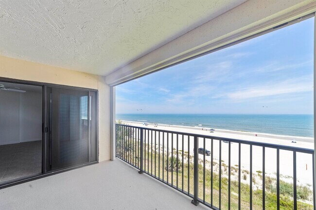 Building Photo - 8090 A1A S
