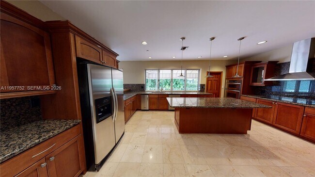 Building Photo - 1906 Ferdinand St