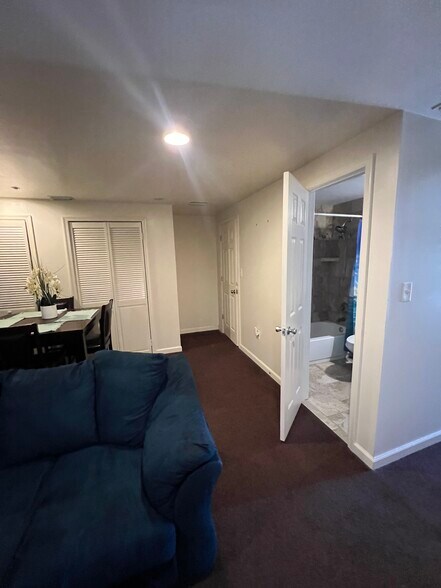 Building Photo - 4004 Cole Blvd SE