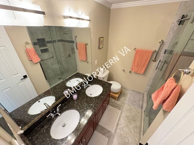Building Photo - 5654 Governors Pond Cir