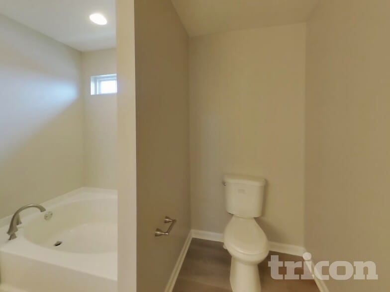 Building Photo - 749 Mozart Dr