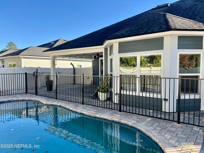 Building Photo - 3955 Hammock Bluff Cir