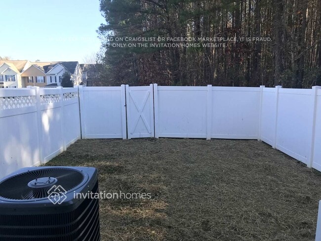 Building Photo - 117 Blackthorne Ct