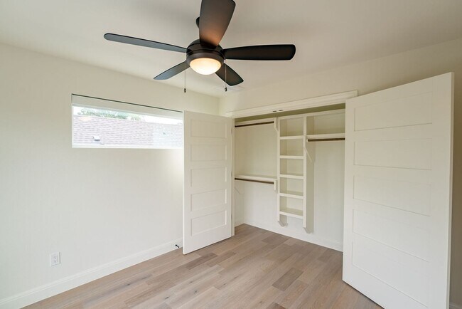 Building Photo - Modern Elegance in Austin: 4BR/3BA Sanctuary with Stylish Design and Inviting Ambiance!