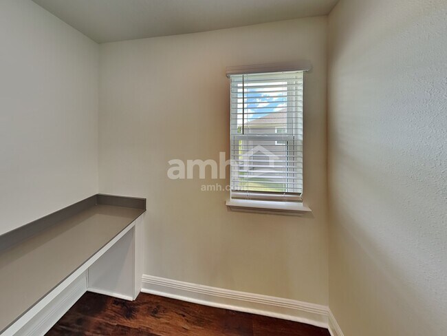Building Photo - 20591 Calla Lily Dr