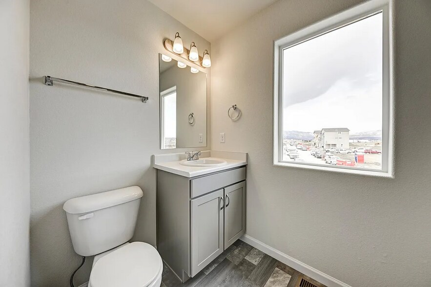 Building Photo - 4121 Jericho Loop