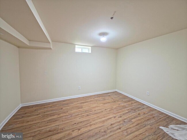 Building Photo - 7108 Sudley Ave