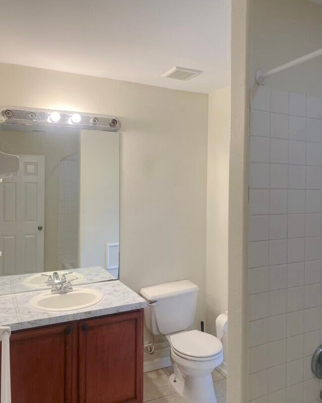 Building Photo - 4113 Oakberry Dr