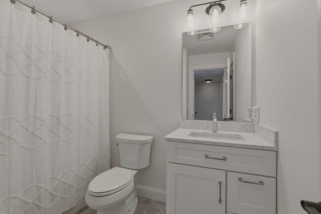 Building Photo - 50 Cate St