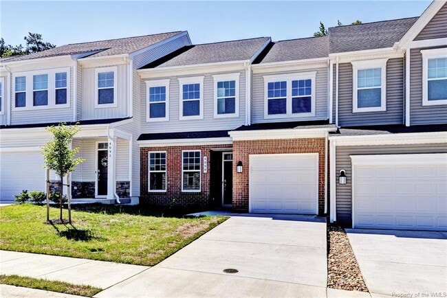 Primary Photo - 4090 Isaac Cir