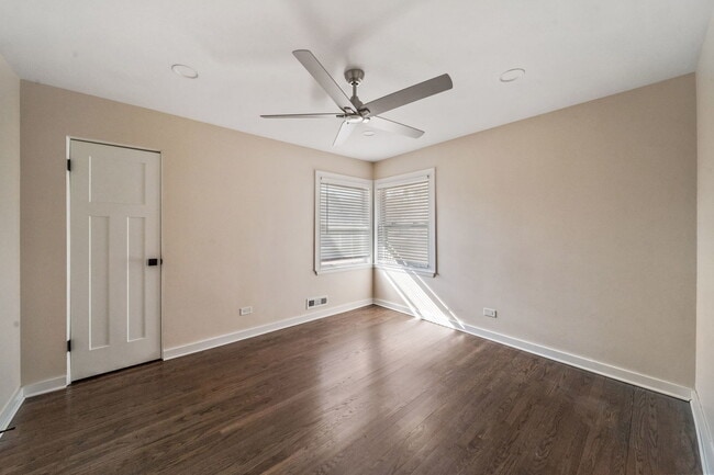 Building Photo - 22W144 Marston Ave