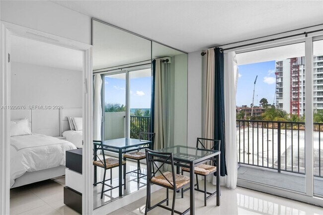 Building Photo - 9273 Collins Ave