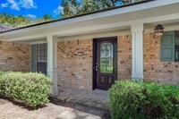 Building Photo - 108 Deerwood Ln