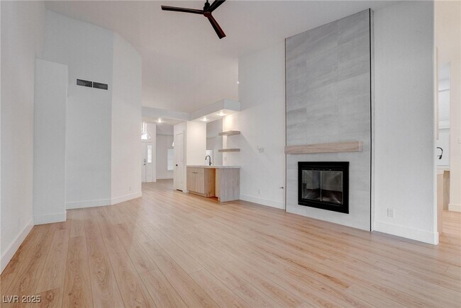 Building Photo - 8608 Highacre Dr