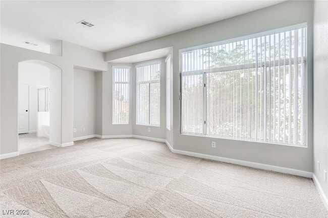Building Photo - 1124 Coral Rainbow Ave