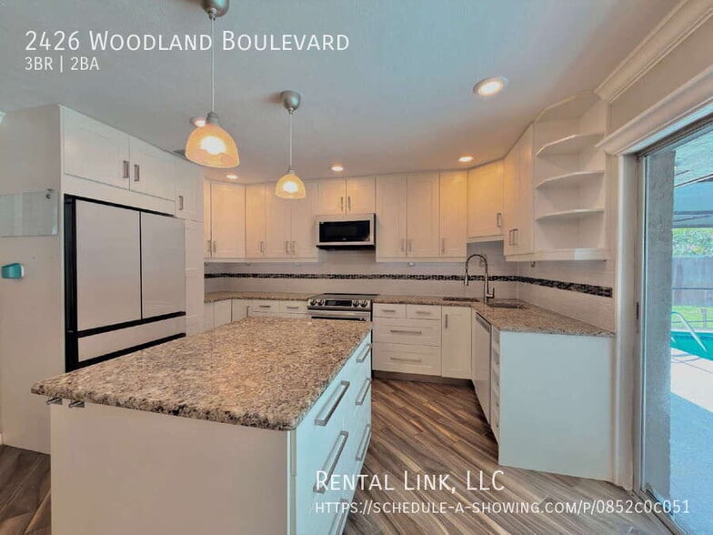 Building Photo - 2426 Woodland Blvd