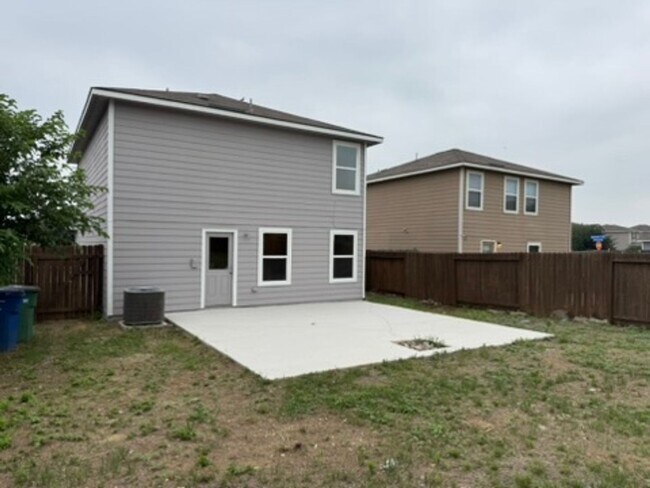 Building Photo - 3-Bedroom Home in Southeast San Antonio with Spacious Backyard & Open Layout