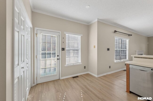 Building Photo - 4456 Still Pines Dr