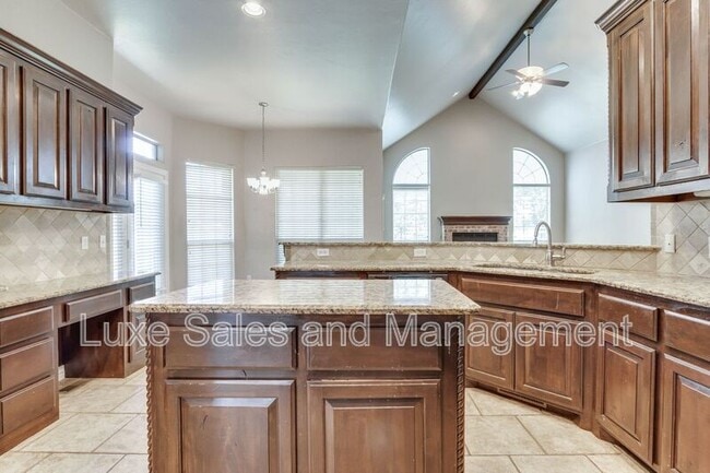 Building Photo - 3341 Heritage Green Cir