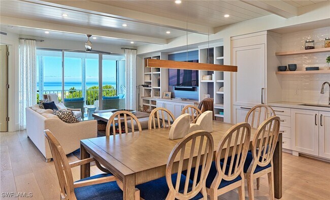 Building Photo - 265 Barefoot Beach Blvd