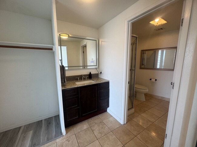 Building Photo - High-Rise Long Beach Condo with Ocean Views, Huge Balcony and Parking