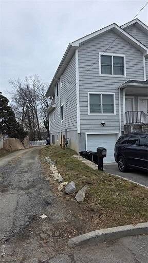 Building Photo - 65 Gibson Pl