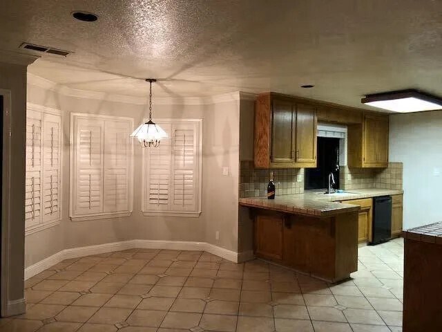 Building Photo - 9003 Bridgewood Ct