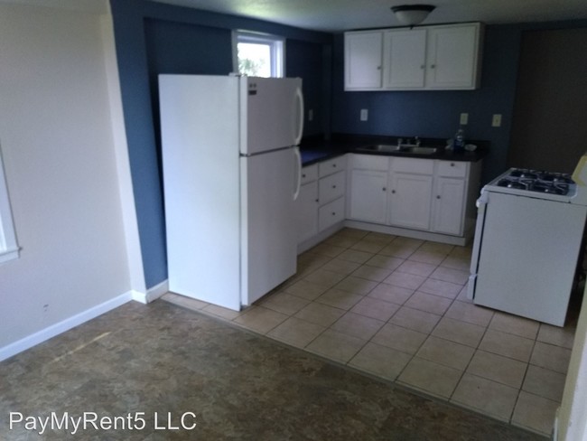 Primary Photo - 3 br, 2 bath House - 5230 W Mill Road