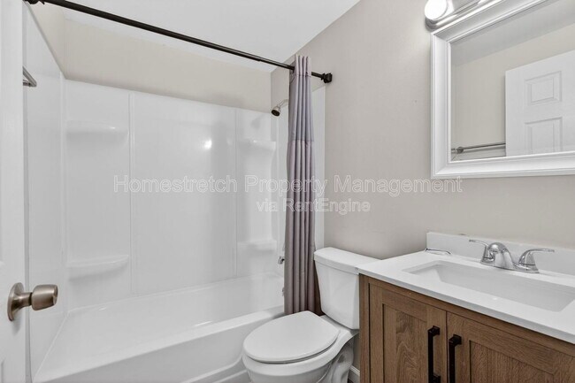 Building Photo - 414 Wild Winds Dr