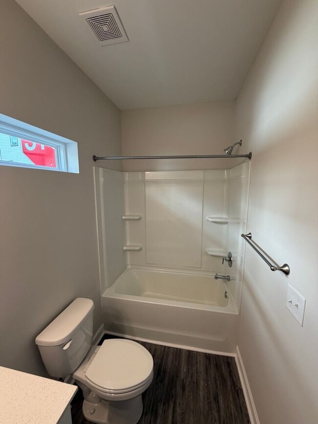 Building Photo - Stunning 3 Bed | 3.5 Bath Townhome in Atlanta’s Sought-After Upper Westside (30318)