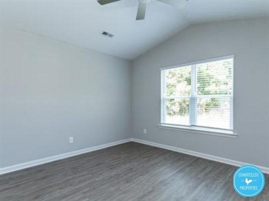 Building Photo - 1404 Ikes Pond Ln