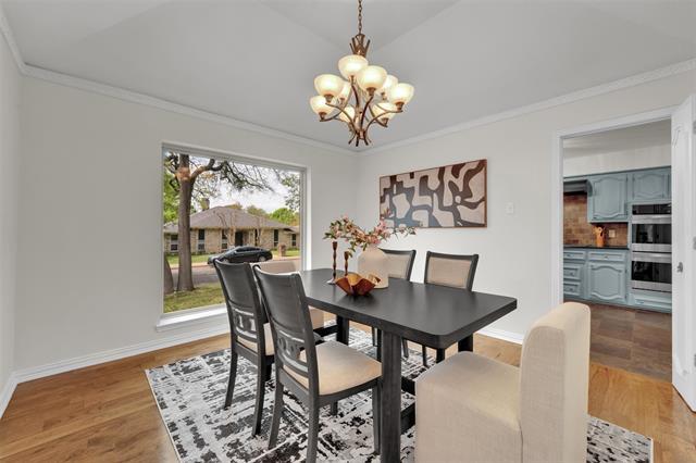 Building Photo - 9511 Robin Meadow Dr