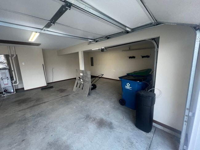 Building Photo - Charming 3BR House in Roanoke