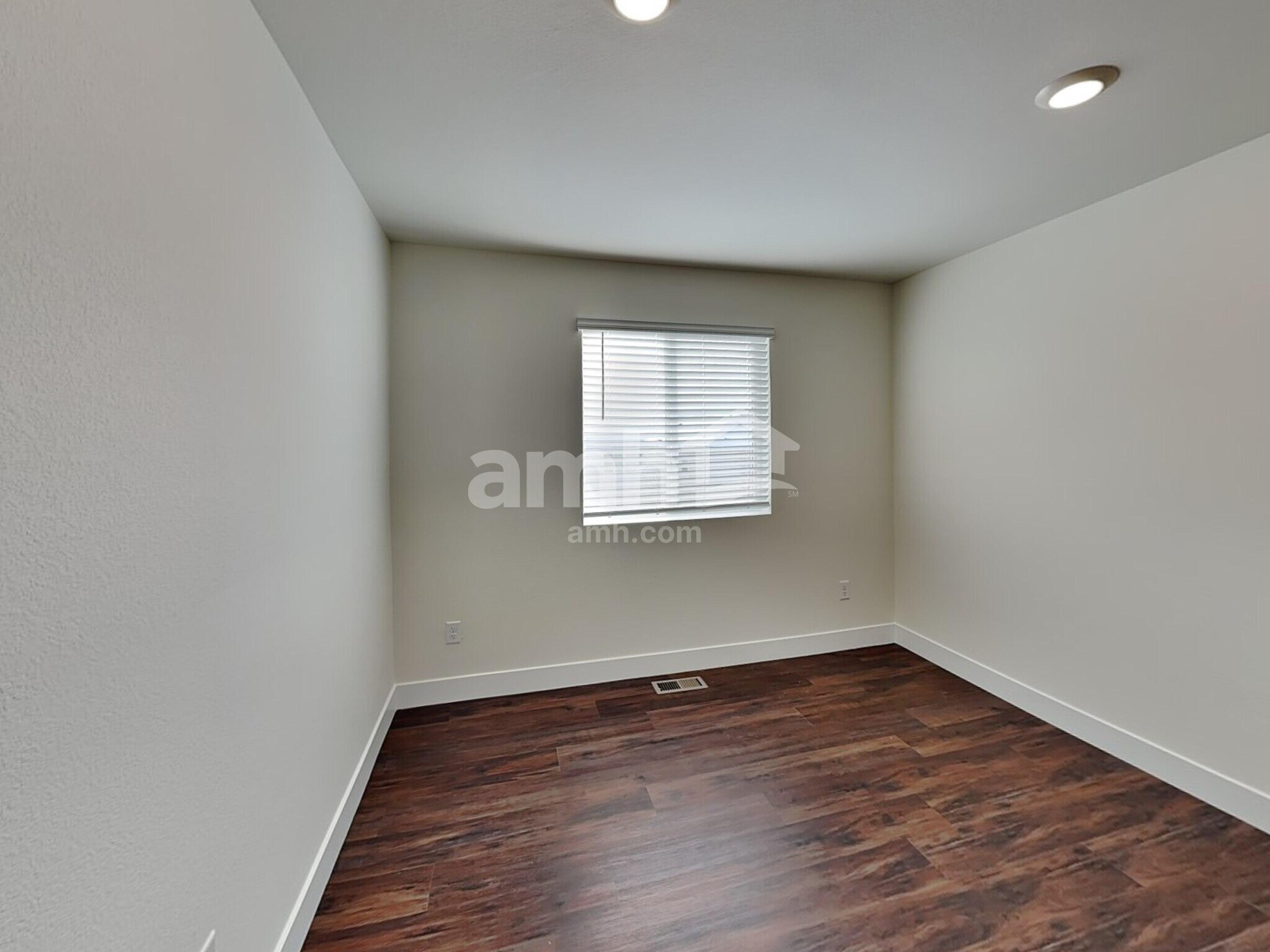 Building Photo - 11553 W Mesquite St