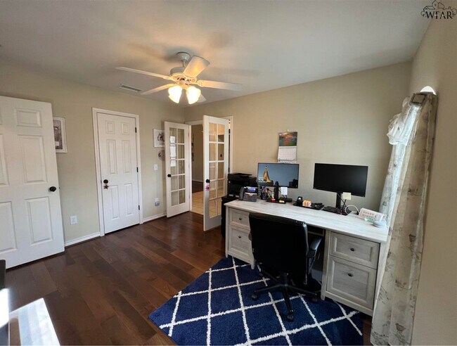 Building Photo - 6053 Laci Ln