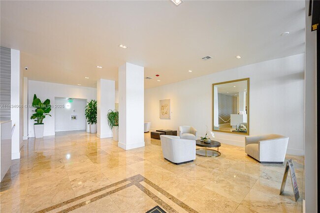 Building Photo - 2201 S Ocean Dr