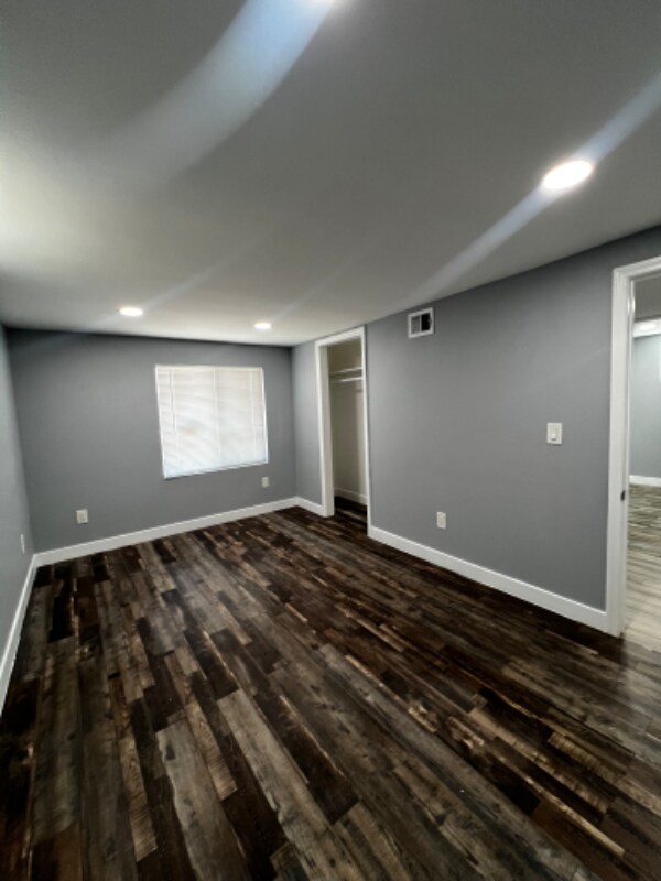 Building Photo - 2806 W Melvin St