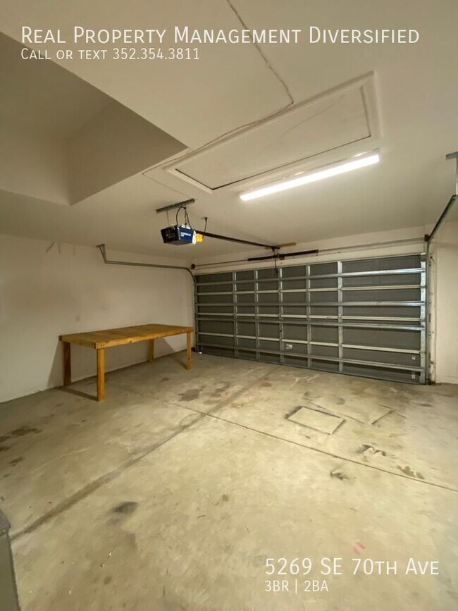 Building Photo - 5269 SE 70th Ave