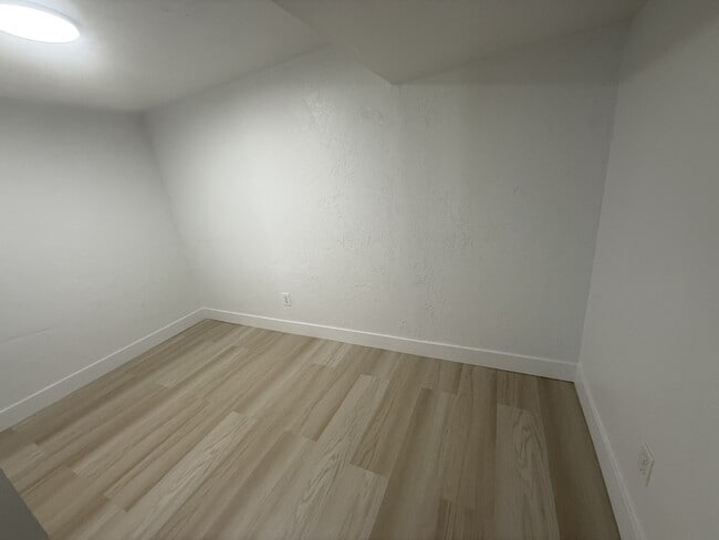 Building Photo - 4250 S 1300 E