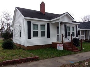 Building Photo - Located in the Heart of Downtown Rock Hill...