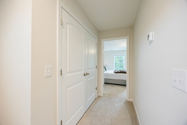 Building Photo - 3812 Panther Path
