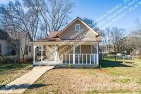 Building Photo - 111 5th Ave NW