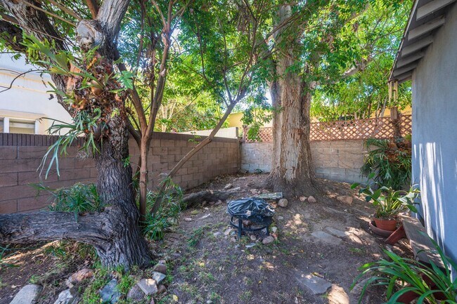 Building Photo - Cozy Redondo Beach Rental