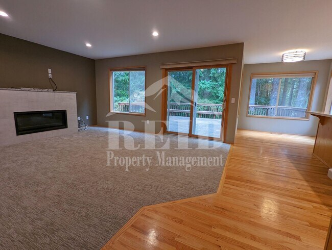 Building Photo - 7027 Killeen Pl SW