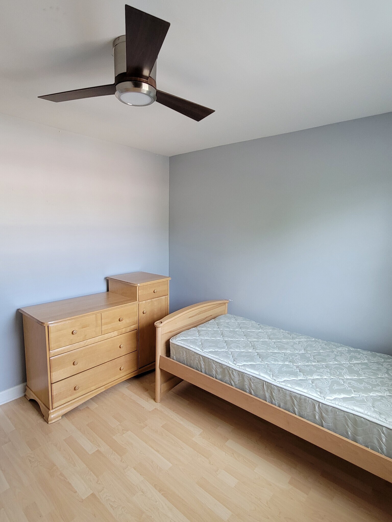 Building Photo - 2116 Rugen Rd