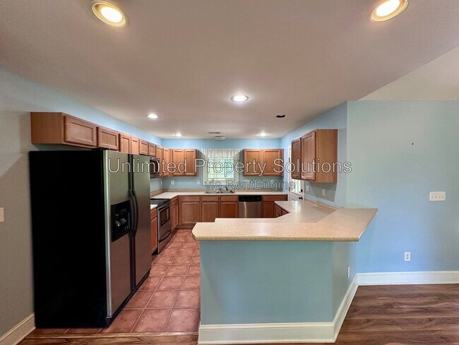 Building Photo - 23 Creekstone Ln
