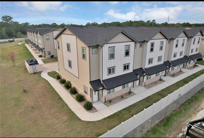 Primary Photo - 12603 Telge Rd