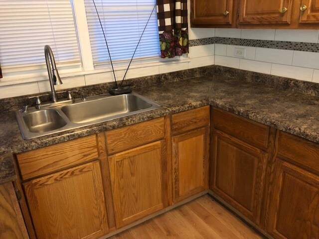 Kitchen - 14451 Union Ave