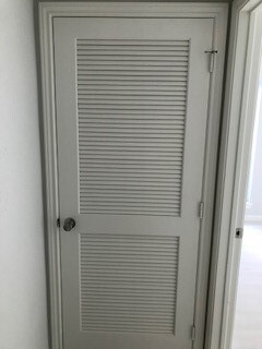 Building Photo - 1860 White Oak Dr